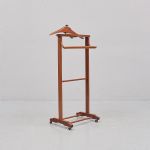 1218 9108 VALET STAND